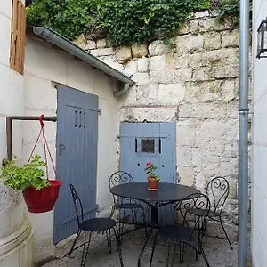  Hébergement de vacances La Tuffeaulière France